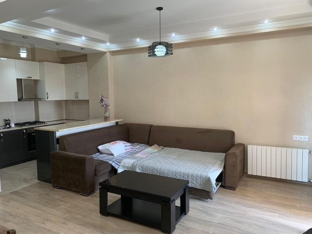 Apartment In The New City 第比利斯 外观 照片